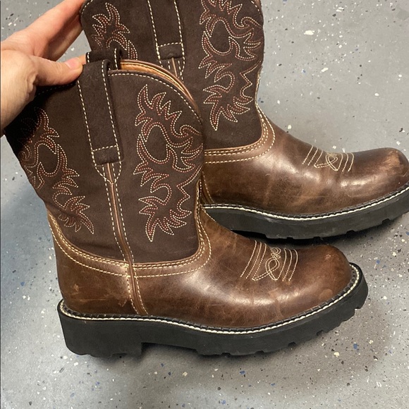 Ariat Brown Western Boots - Picture 3 of 6